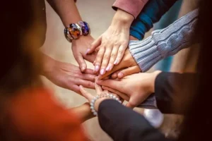 Community for internationals learning Dutch through conversation practice, cultural exchange, and events and activities with locals