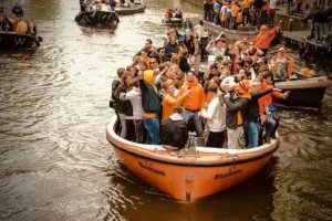 Dutch learners join real-life events like games nights, parties, and social gatherings to practice language and connect culturally